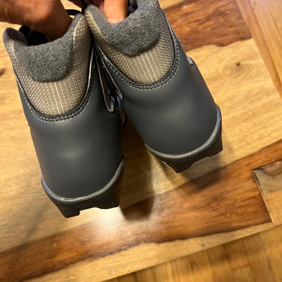 Solomon cross country shoes size 5,5 in perfect condition - Picture 3 of 7